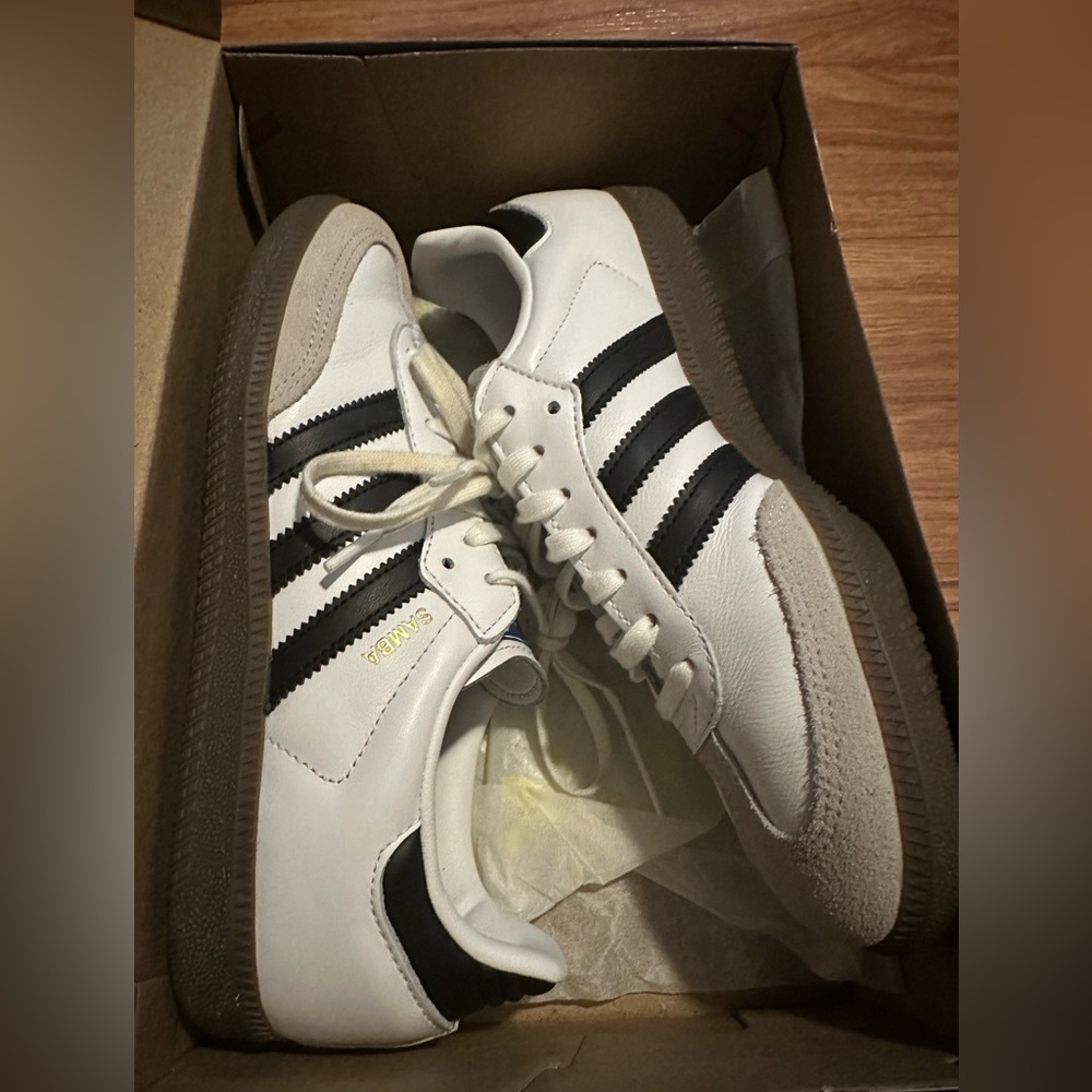 Adidas Samba